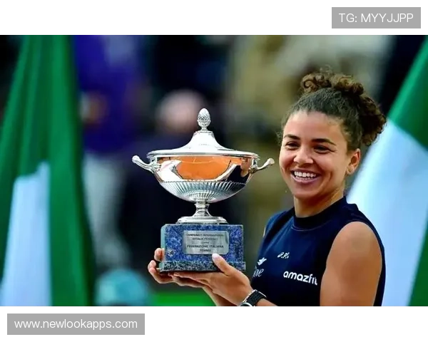 保利尼连胜晋级中网女单八强 展现强劲实力再创佳绩 保利尼连胜晋级中网女单八强 展现强劲实力再创佳绩