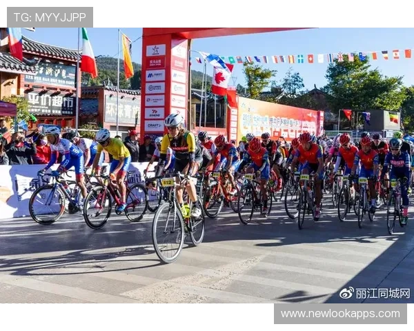 七彩云南格兰芬多自行车节凤庆站圆满落幕 吸引万名骑行爱好者热情参与